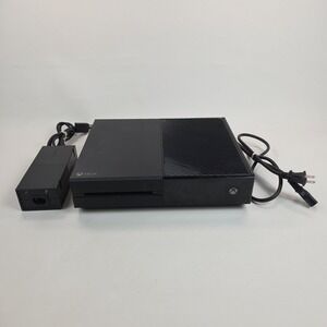 Microsoft Xbox One Model 1540 500GB Console Black w/ Power Supply & Cord